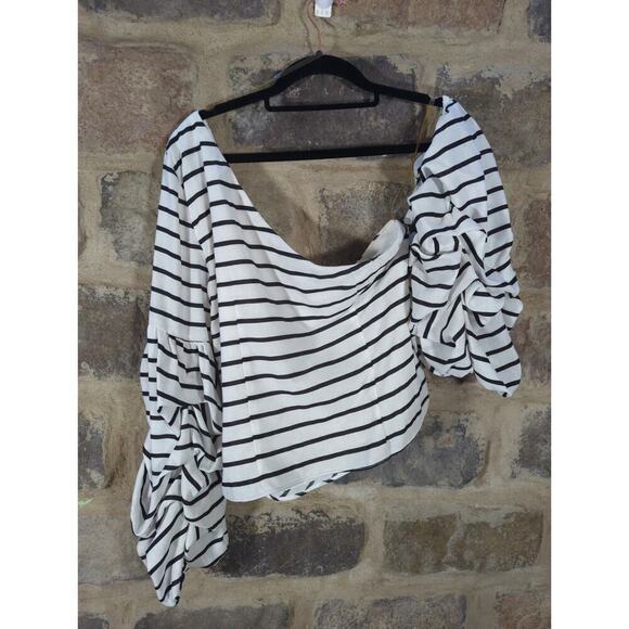 Do + Be Top Woman's Large White Black Striped Ruffle Sleeve One Shoulder - Picture 4 of 10